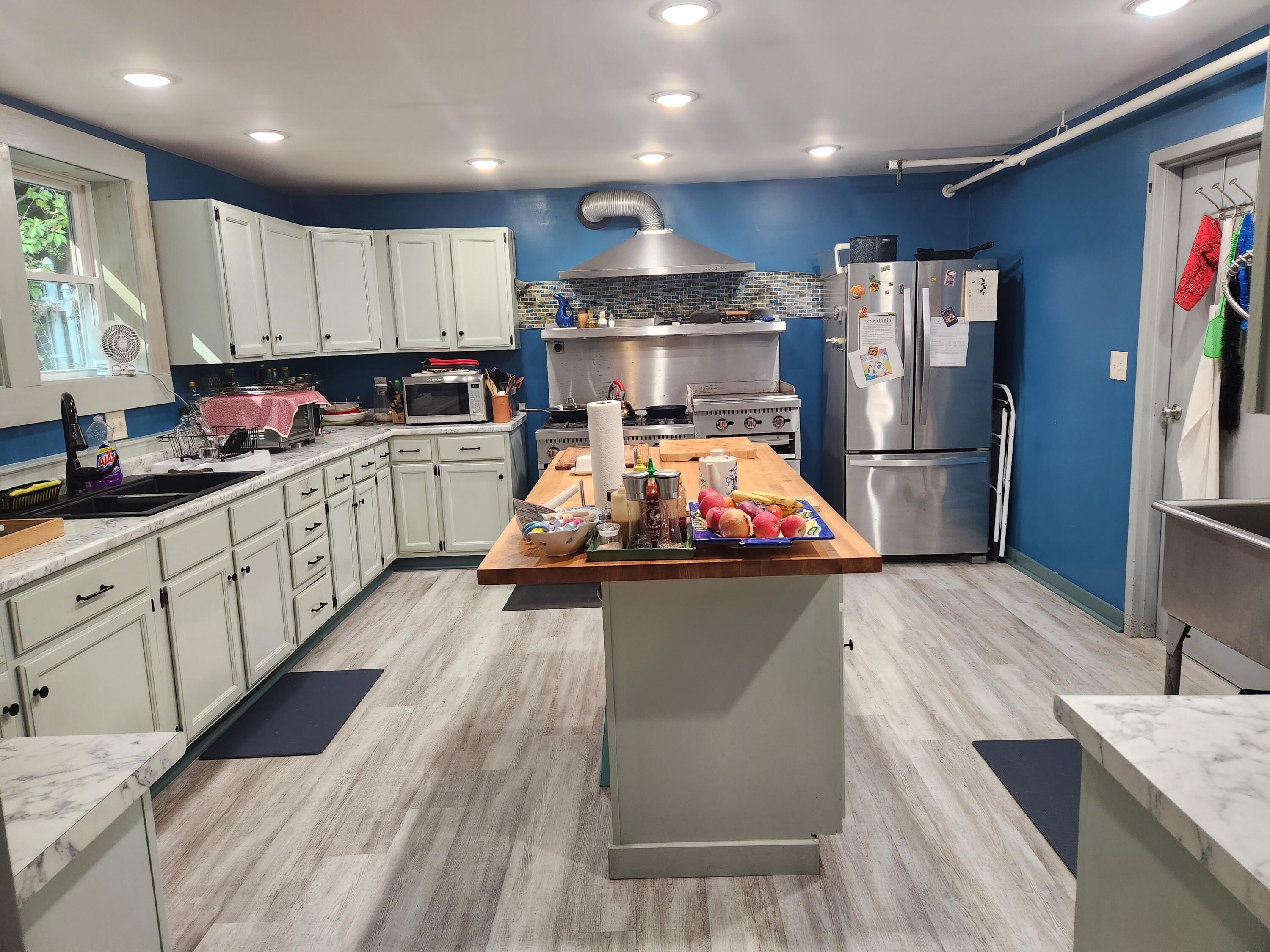 45 Main Street Dexter, ME 04930 - Photo 22 of 107 main kitchen