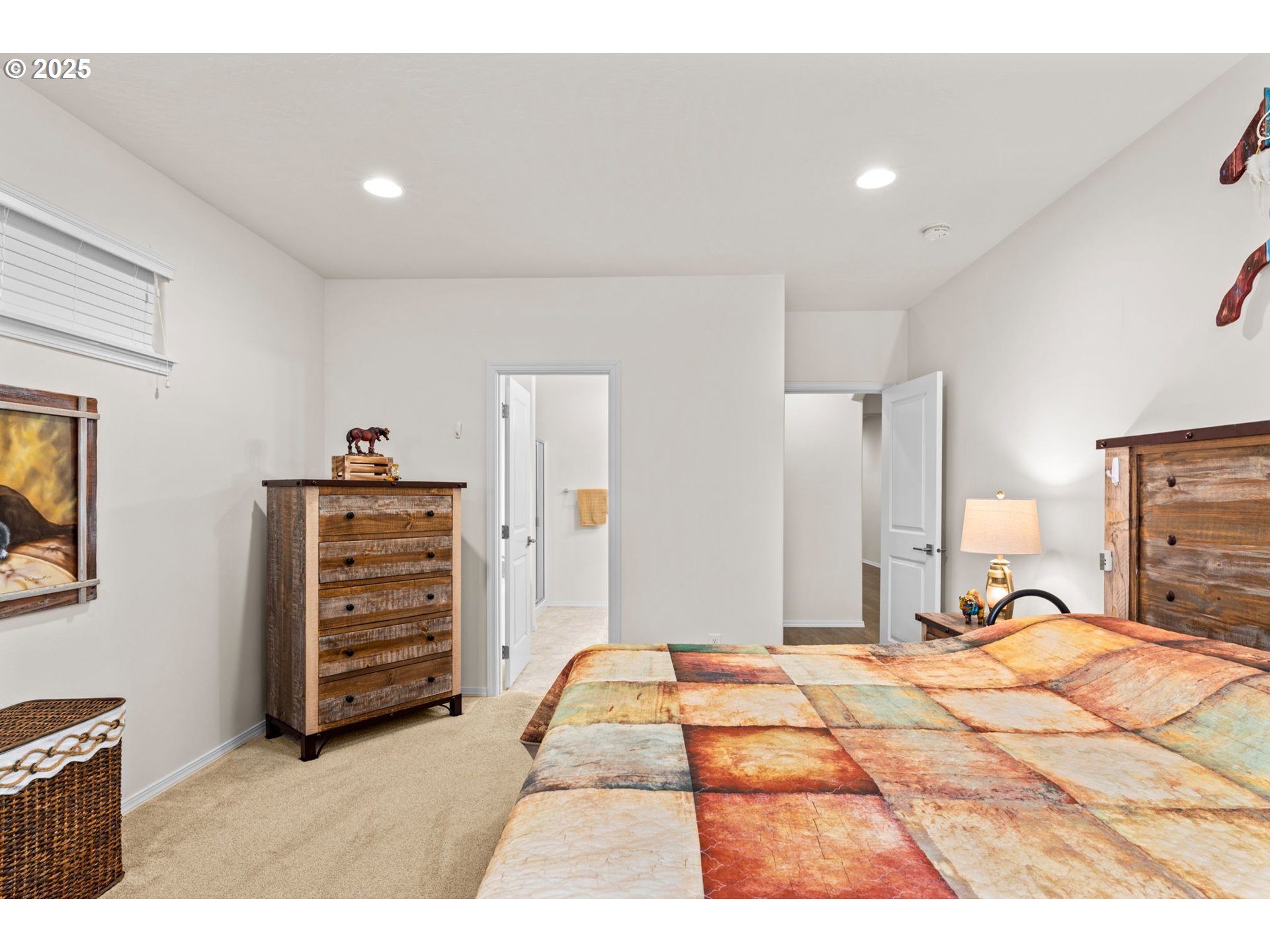 760 South 52nd Street Springfield, OR 97478 - Photo 23 of 33