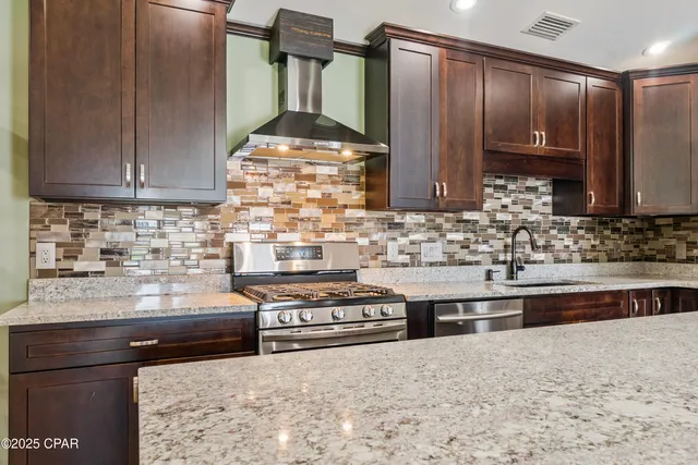 $2,600 | 1808 New Jersey Avenue, Lynn Haven, FL 32444