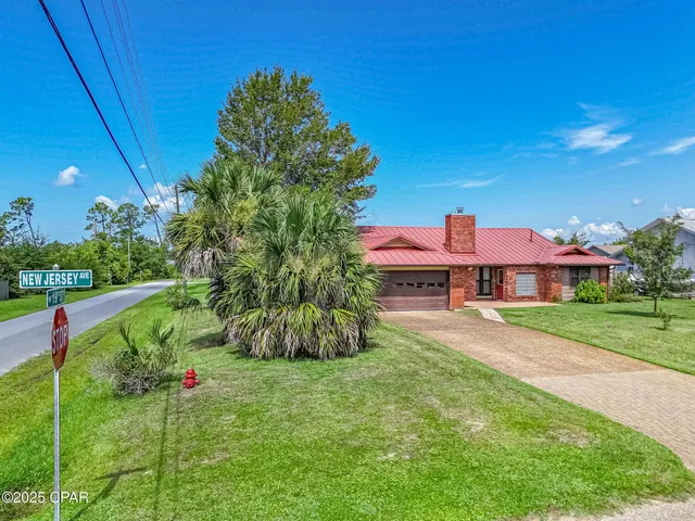 $2,600 | 1808 New Jersey Avenue, Lynn Haven, FL 32444