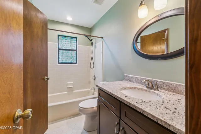 $2,600 | 1808 New Jersey Avenue, Lynn Haven, FL 32444