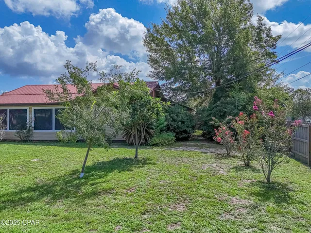 $2,600 | 1808 New Jersey Avenue, Lynn Haven, FL 32444