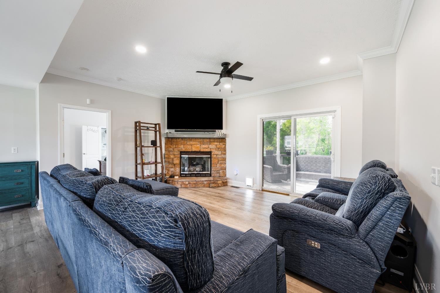 136 Montfair Drive Amherst, VA 24521 - Photo 7 of 75