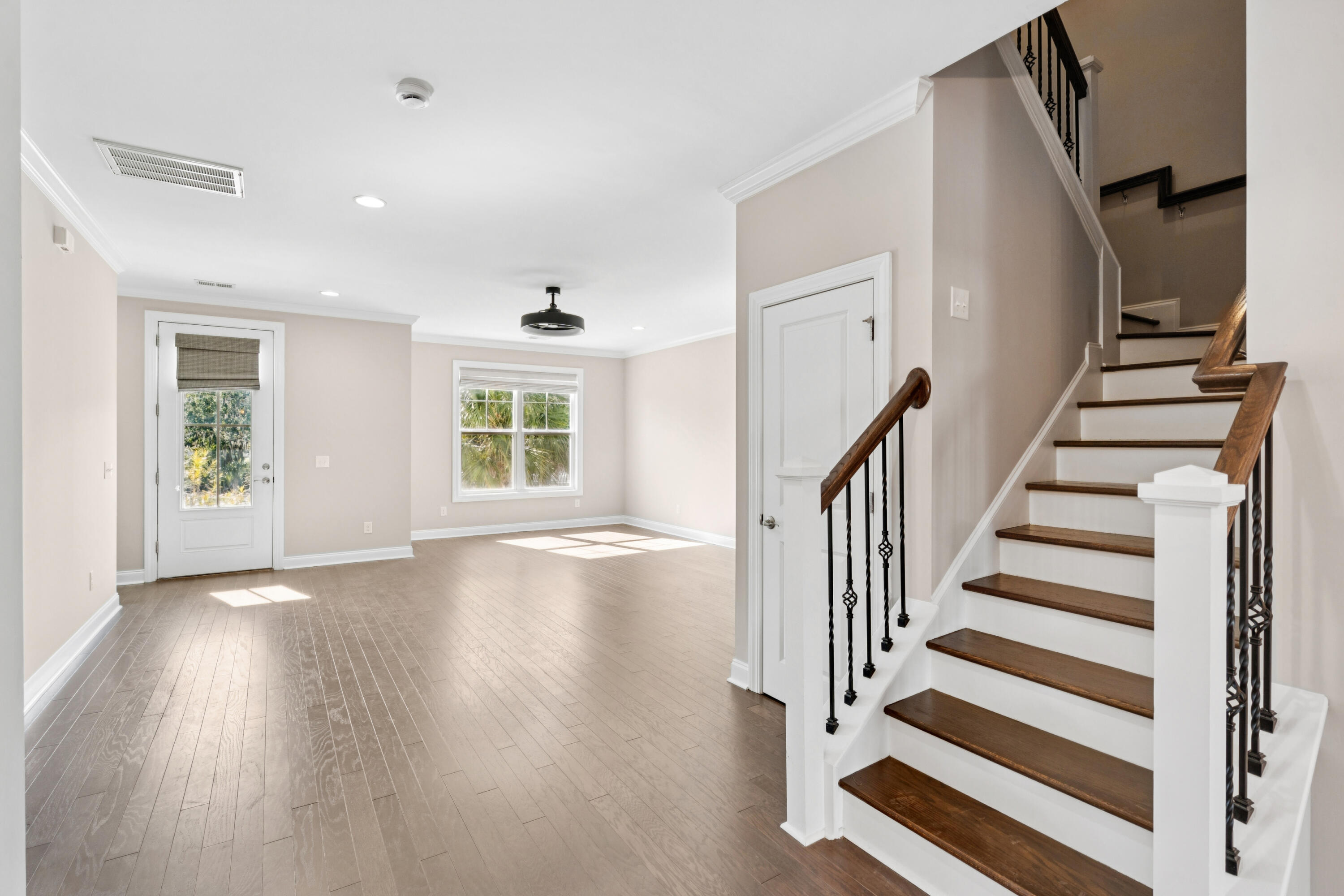 2216 Hamlin Sound Circle Mount Pleasant, SC 29466 - Photo 15 of 65 2216HamlinSoundCir-KeenEyeMarketing-015