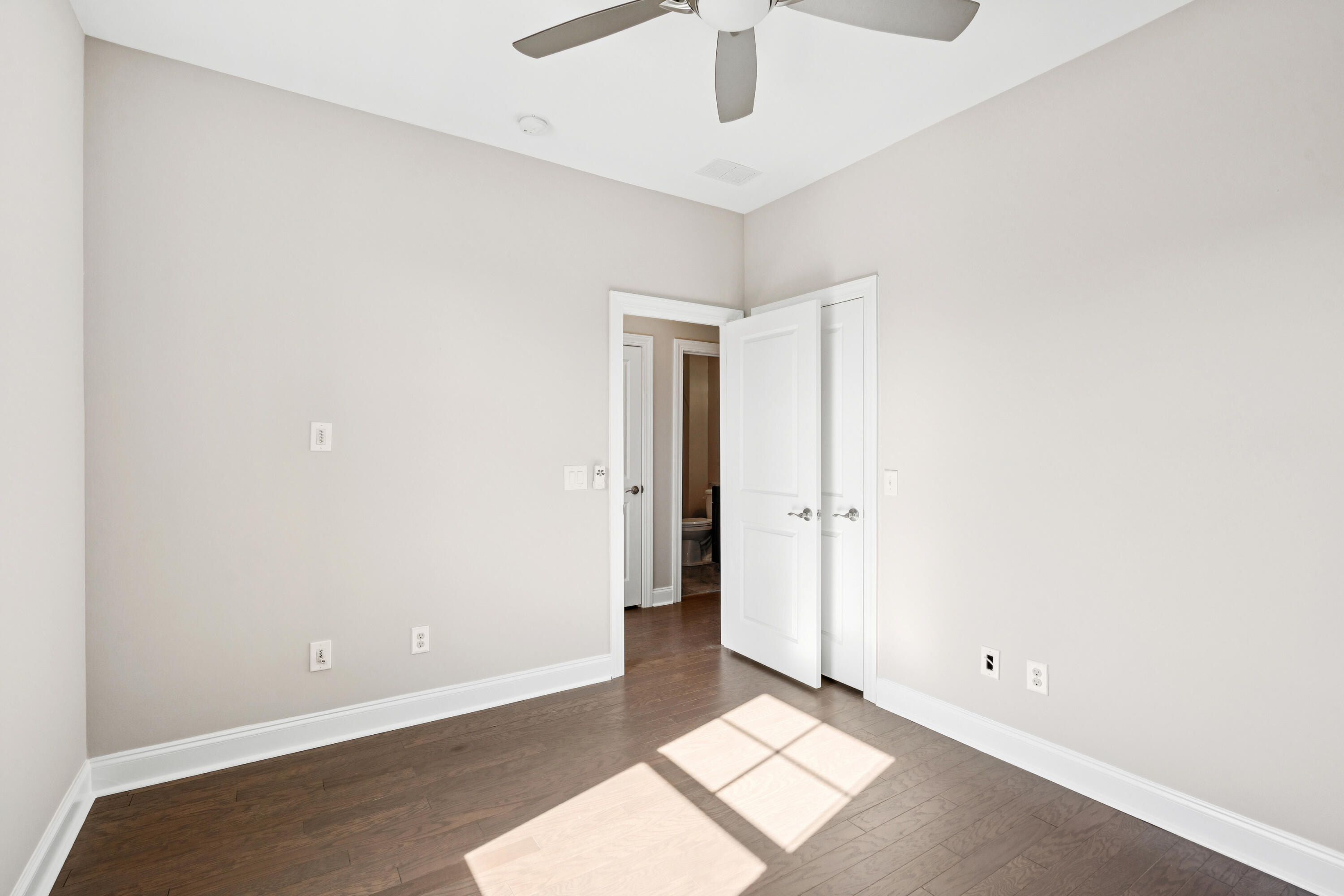 2216 Hamlin Sound Circle Mount Pleasant, SC 29466 - Photo 49 of 65 2216HamlinSoundCir-KeenEyeMarketing-048