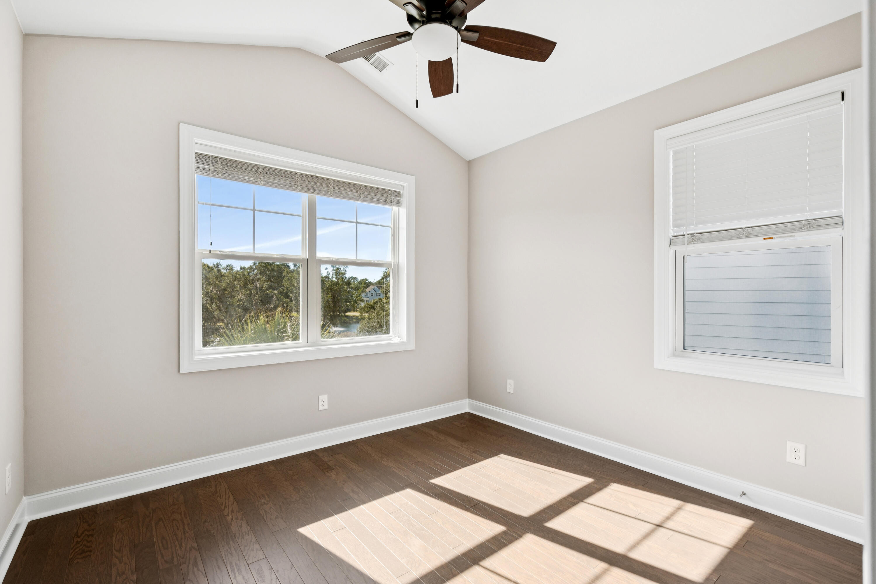 2216 Hamlin Sound Circle Mount Pleasant, SC 29466 - Photo 51 of 65 2216HamlinSoundCir-KeenEyeMarketing-050