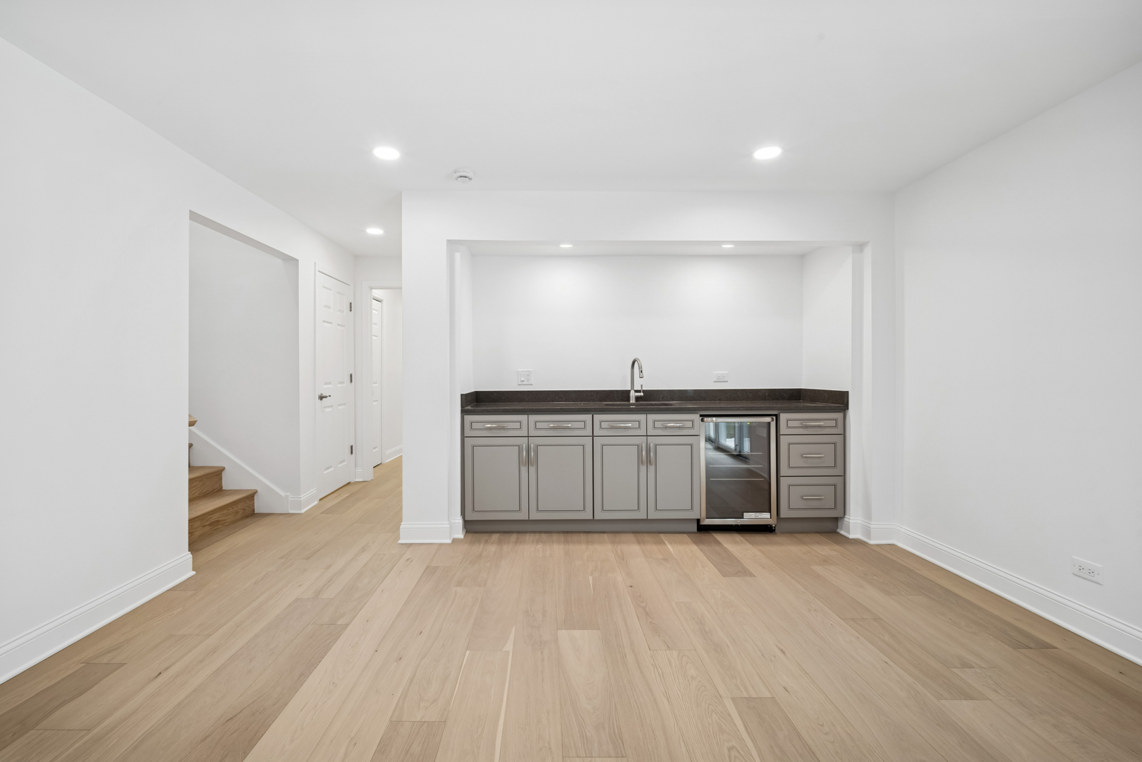 4018 Yorkshire Lane Northbrook, IL 60062 - Photo 21 of 42