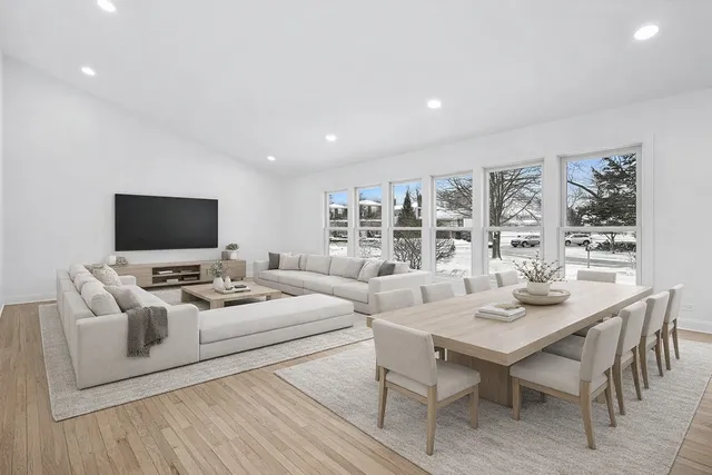 a view of yard with green space