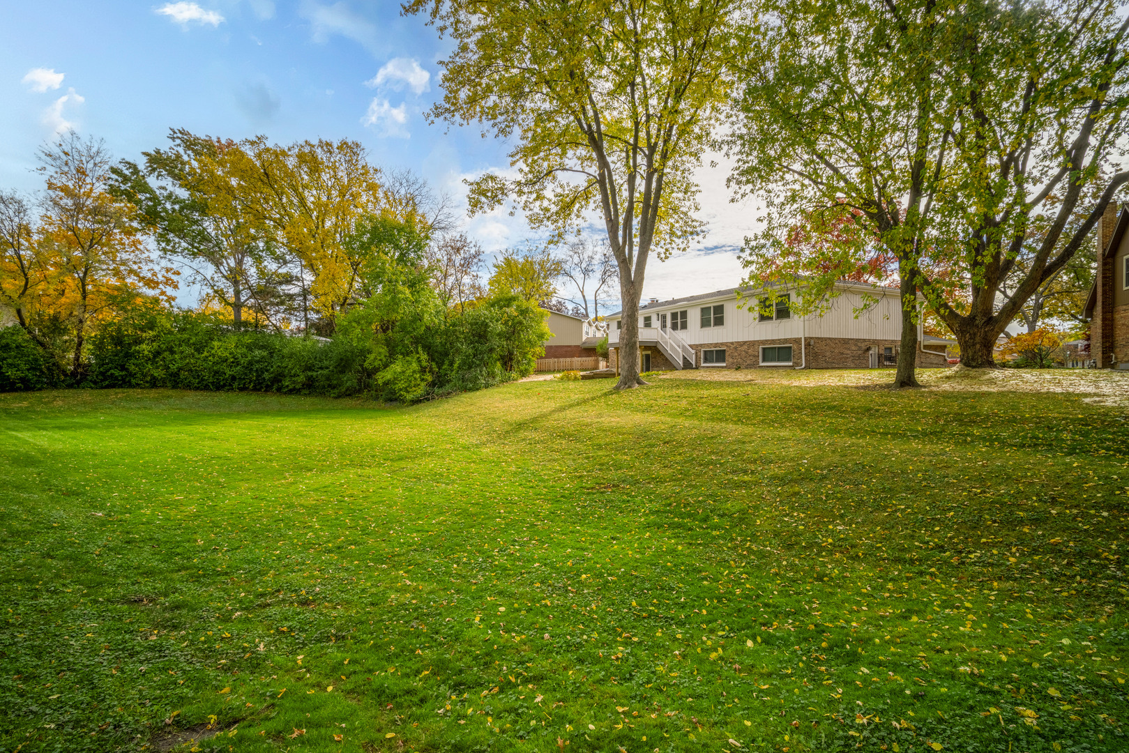 4018 Yorkshire Lane Northbrook, IL 60062 - Photo 31 of 42