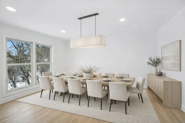 $1,099,000 | 4018 Yorkshire Lane, Northbrook, IL 60062