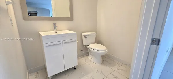 $2,900 | 2535 Northeast 193rd Street, Unit 3104, Miami, FL 33180