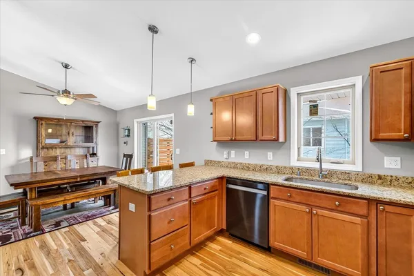 $574,900 | 901 South Blue Mounds Street, Mount Horeb, WI 53572