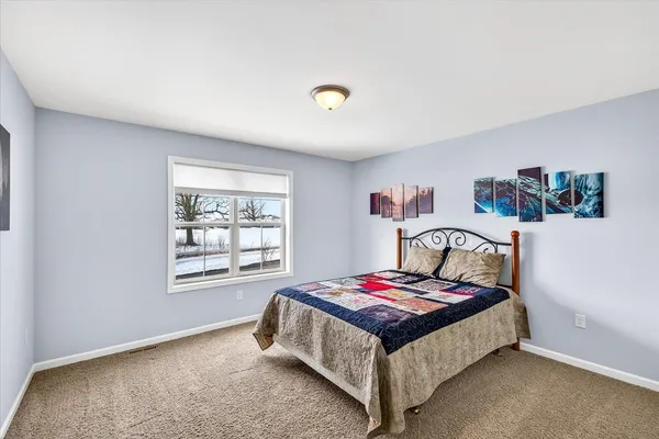 $574,900 | 901 South Blue Mounds Street, Mount Horeb, WI 53572