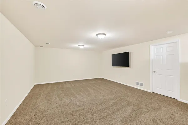 $565,000 | 901 South Blue Mounds Street, Mount Horeb, WI 53572