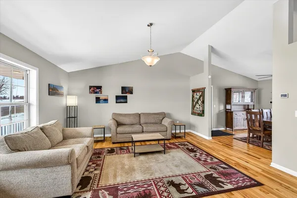 $565,000 | 901 South Blue Mounds Street, Mount Horeb, WI 53572