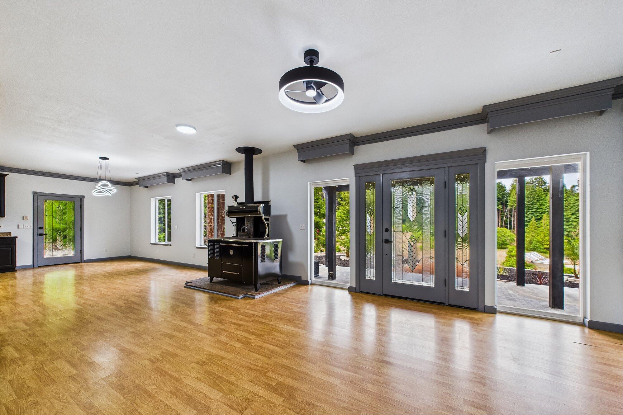 155 Pomeroy Hollow Road Eureka, CA 95503 - Photo 17 of 60