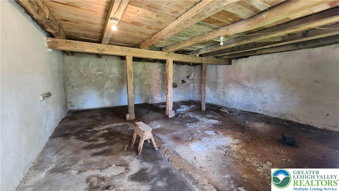 4912 Shankweiler Road Orefield, PA 18069 - Photo 46 of 74