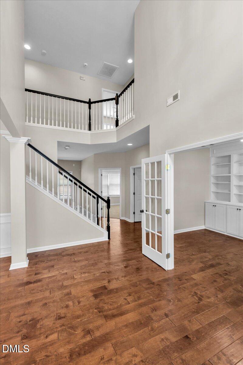 708 Straywhite Avenue Apex, NC 27539 - Photo 5 of 69 05-Final 708 Straywhite Apex--RJREM -031