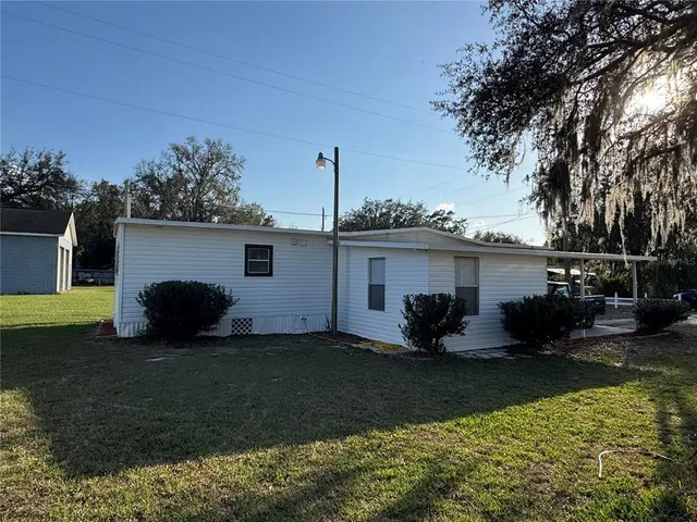 $145,500 | 825 County Road 481, Lake Panasoffkee, FL 33538