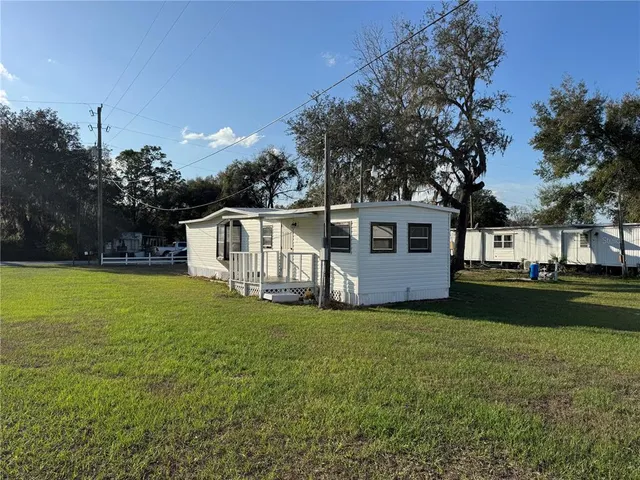 $145,500 | 825 County Road 481, Lake Panasoffkee, FL 33538