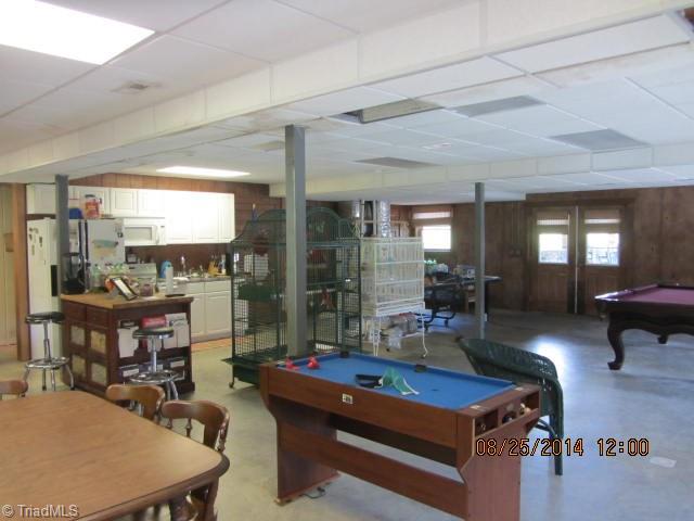 1140 Matthews Road Pilot Mountain, NC 27041 - Photo 18 of 28 Gallery Image 18