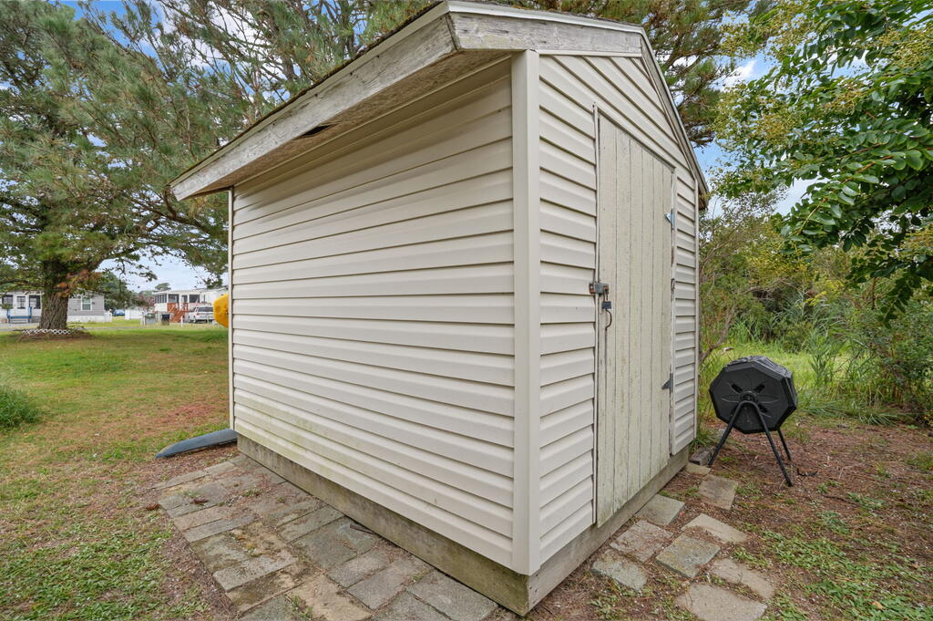 2410 Ridge Road Chincoteague, VA 23336 - Photo 34 of 37 Gallery Image 34