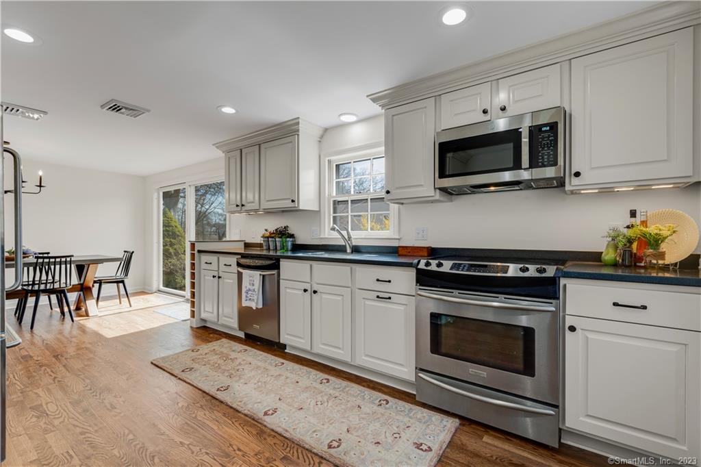 16 West View Road Old Saybrook, CT 06475 - Photo 1 of 1 Gallery Image 1