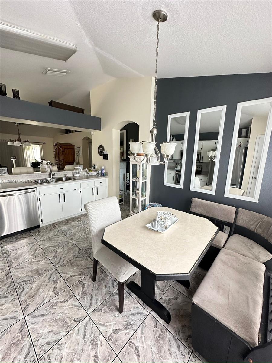 5421 Watson Road Riverview, FL 33578 - Photo 15 of 62