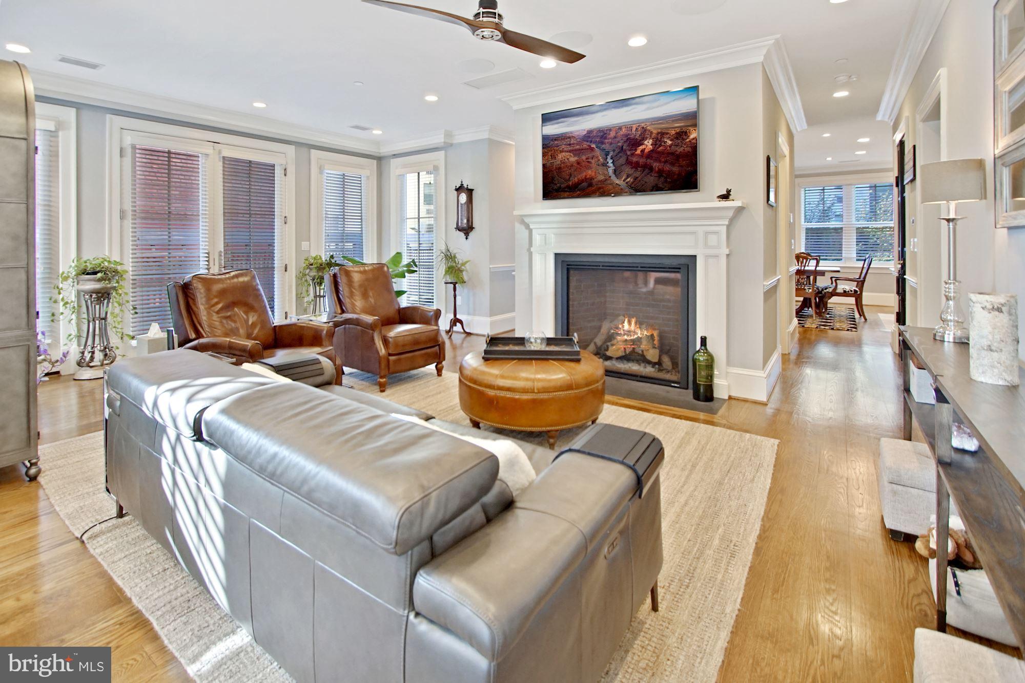 420 3rd Street Northeast Washington, DC 20002 - Photo 3 of 58 Living Room