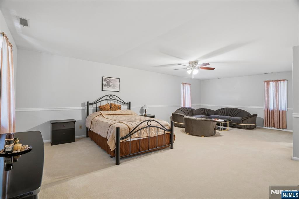 262 Timber Drive Berkeley Heights, NJ 07922 - Photo 17 of 45