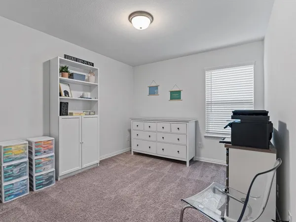 $2,450 | 6202 Halton Dr., Aubrey, TX 76227