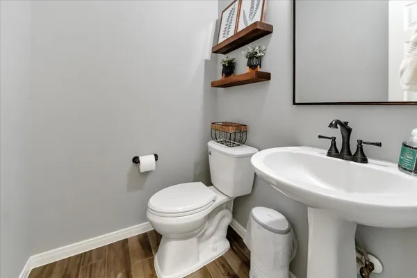 $925,000 | 31 Brywood Place, The Woodlands, TX 77382