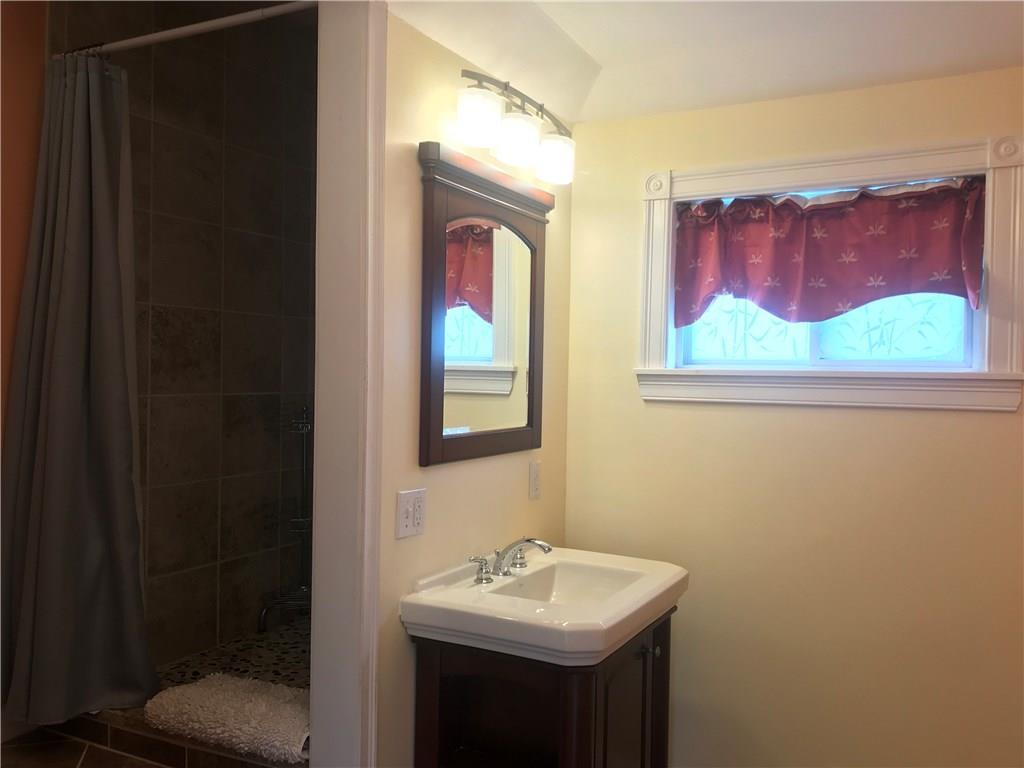 336 Summit Street Portland, ME 04103 - Photo 20 of 33 The master bath!!
