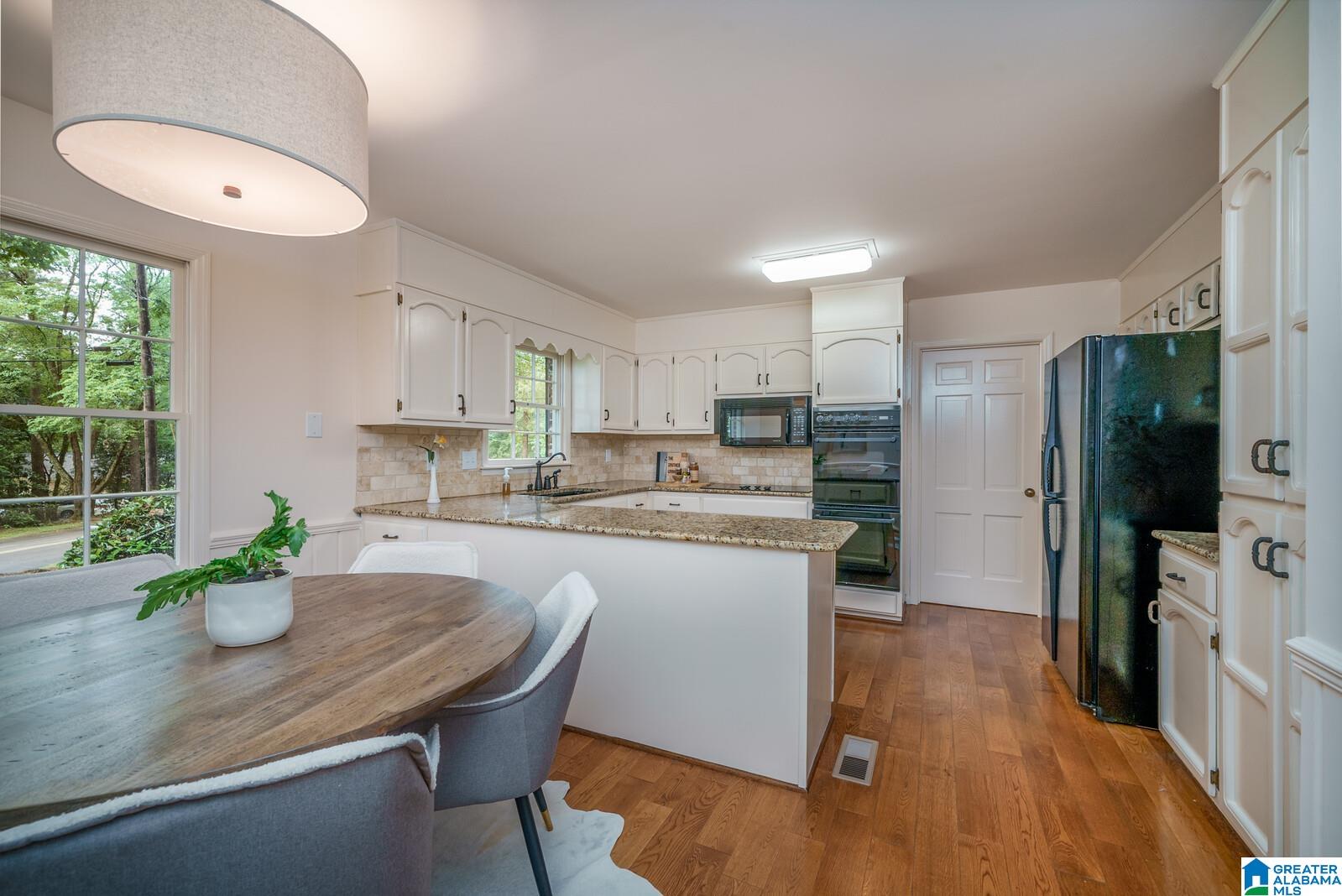 3433 River Bend Road Birmingham, AL 35243 - Photo 12 of 44