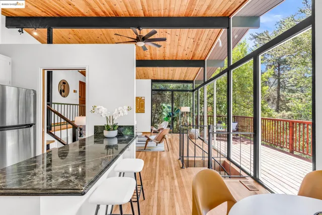 $849,000 | 2211 Arrowhead Drive, Oakland, CA 94611