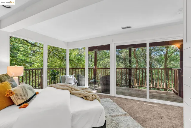 $849,000 | 2211 Arrowhead Drive, Oakland, CA 94611