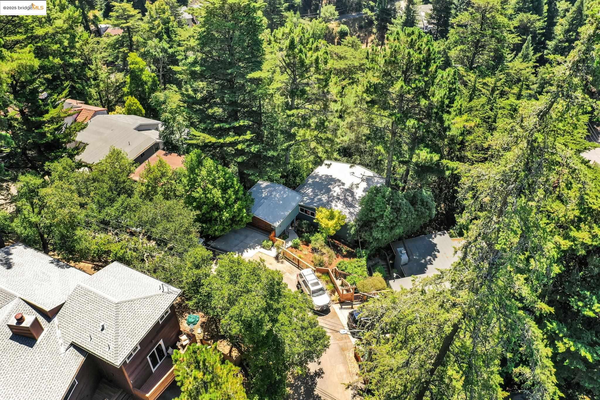 2211 Arrowhead Drive Oakland, CA 94611 - Photo 49 of 52 Bird's eye view