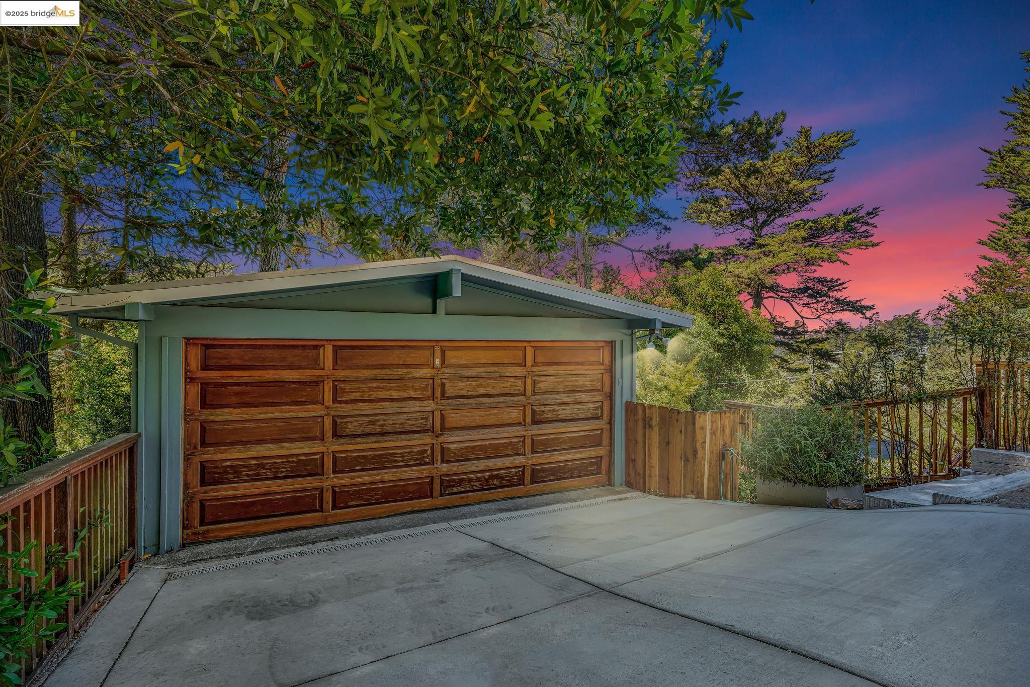 2211 Arrowhead Drive Oakland, CA 94611 - Photo 51 of 52 View of detached garage