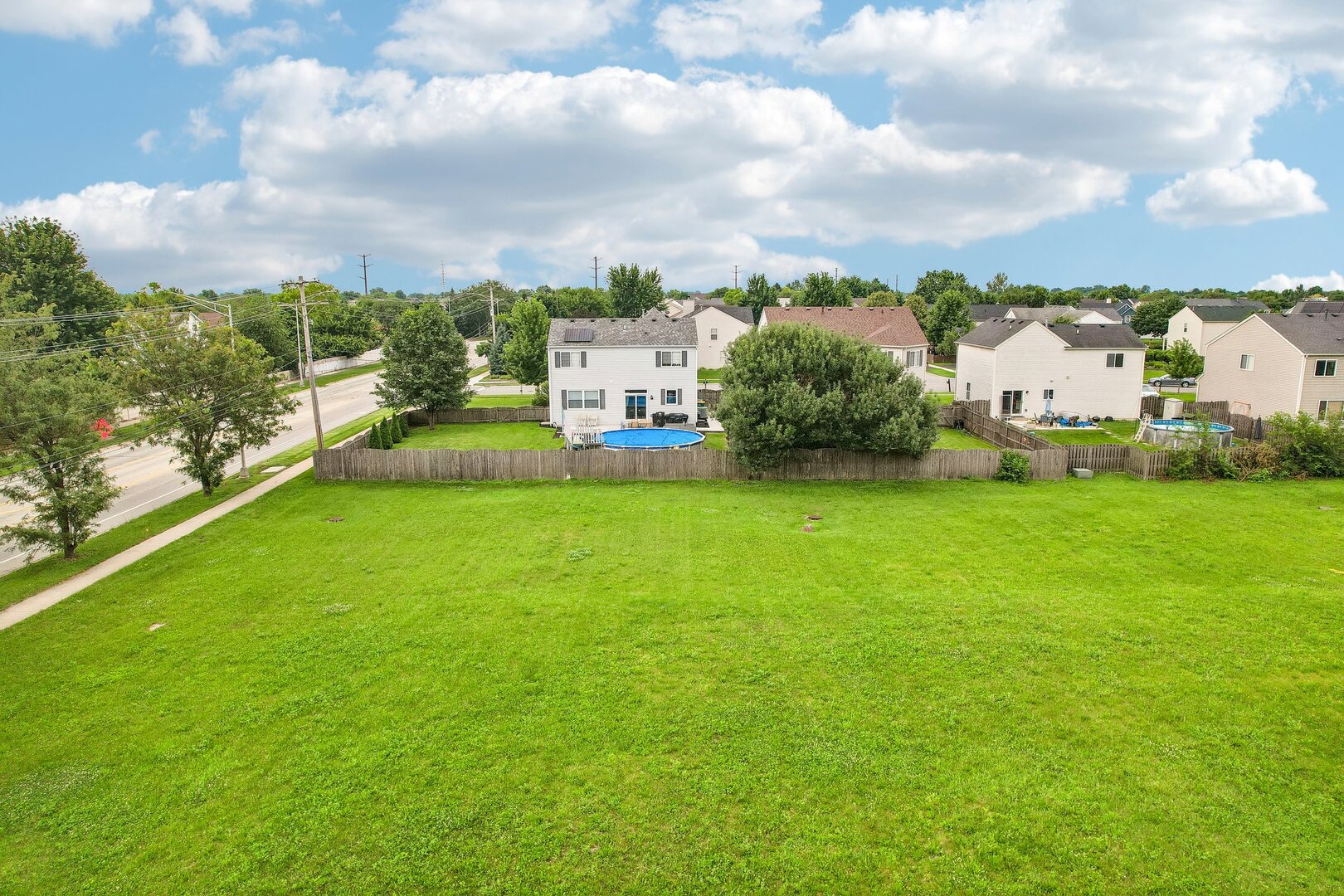 2301 South Drauden Road Plainfield, IL 60586 - Photo 4 of 12