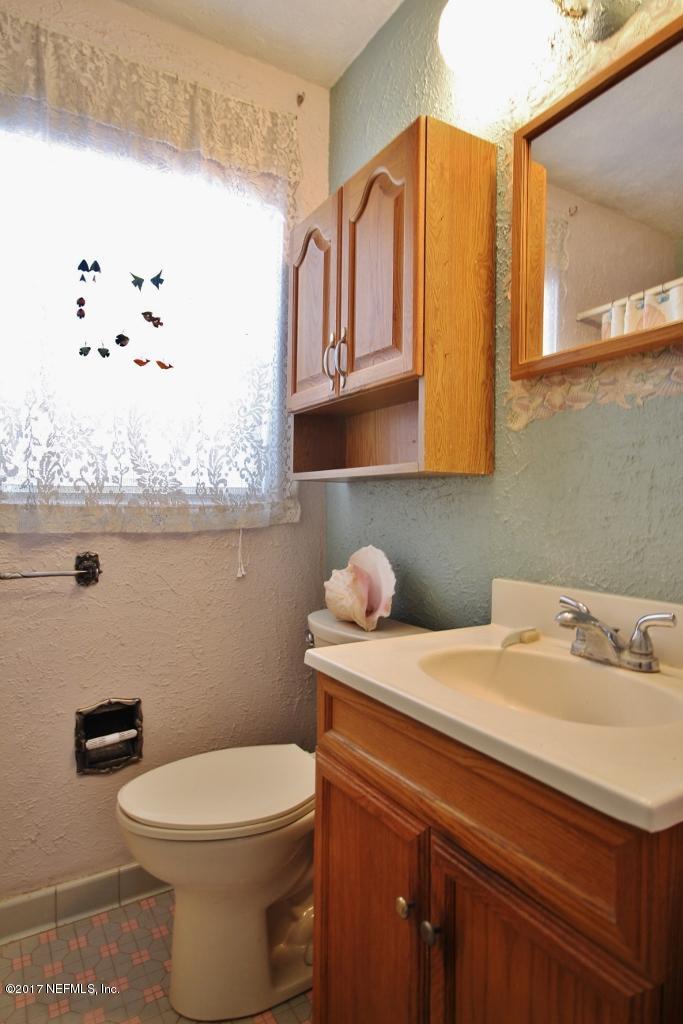 7315 May Apple Road Jacksonville, FL 32211 - Photo 14 of 21 Bathroom