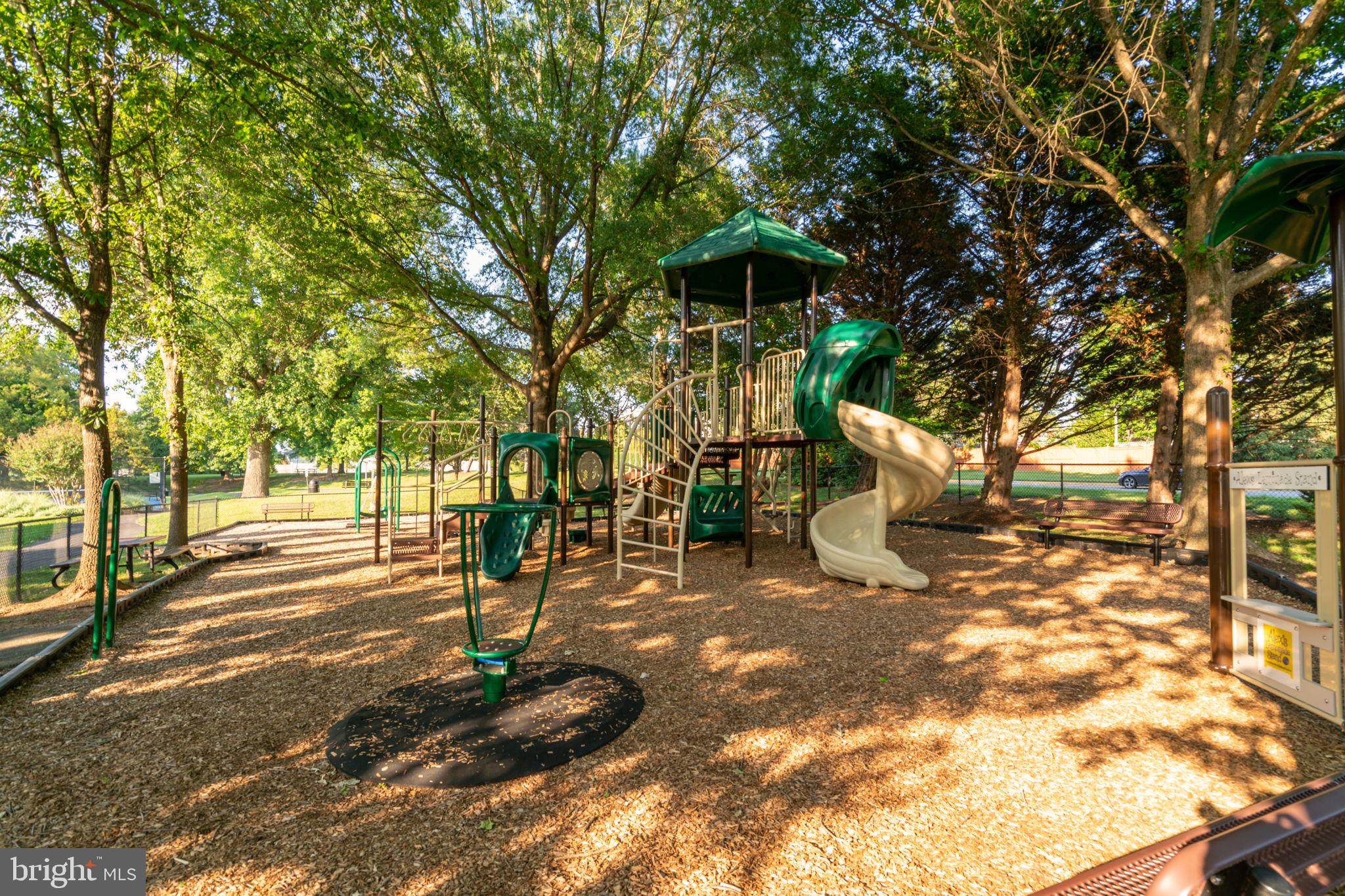 1308 Aldbury Way Reston, VA 20194 - Photo 68 of 84
