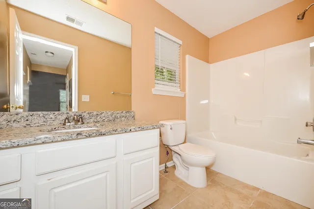 $1,555 | 203 London Drive, McDonough, GA 30253