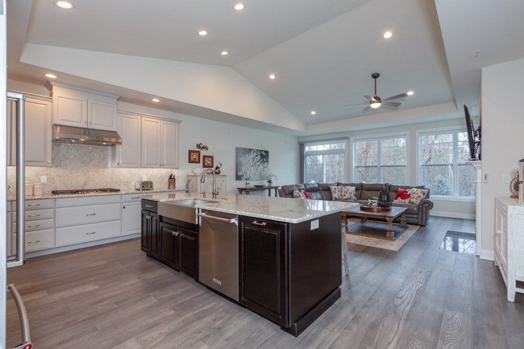 3 Hummingbird Way, Unit 3 Methuen, MA 01844 - Photo 6 of 36 a kitchen with lots of counter top space and a sink