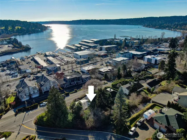 $1,200,000 | 6330 Northeast 181st Street, Kenmore, WA 98028