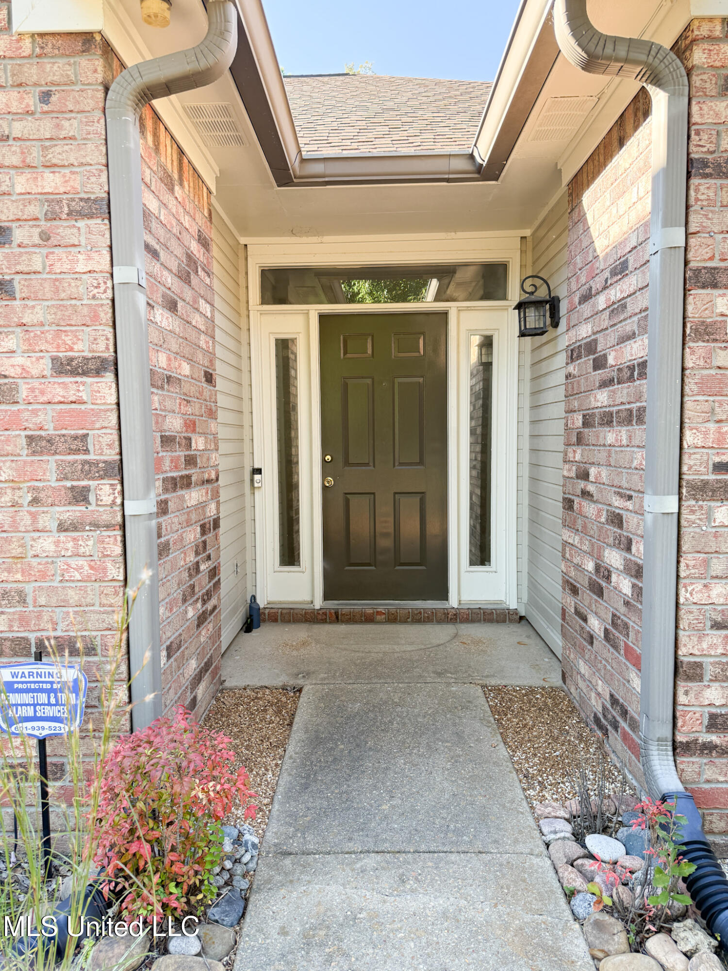 110 Commonwealth Avenue Brandon, MS 39047 - Photo 3 of 24 IMG_1610