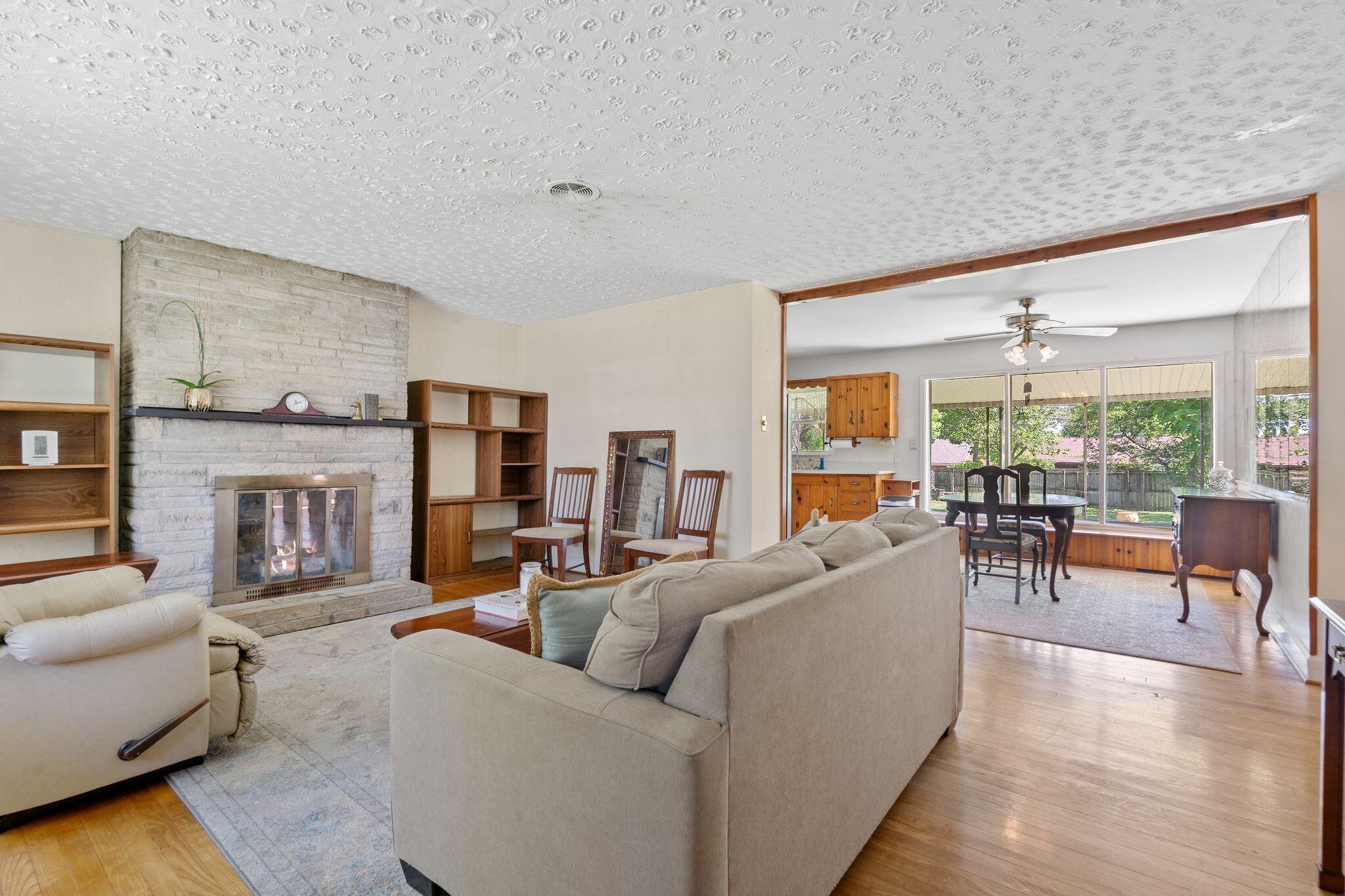 663 Springridge Drive Lexington, KY 40503 - Photo 8 of 37 16_DSC05784