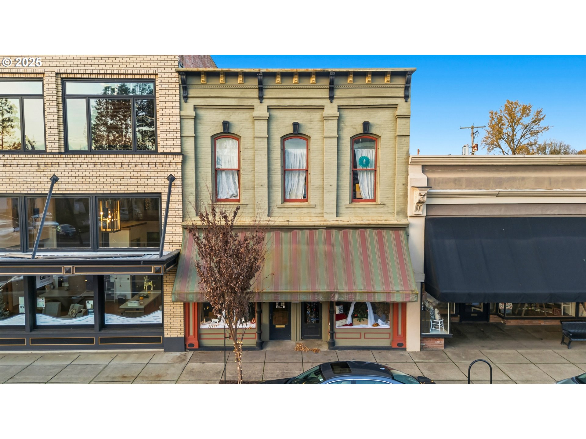 a black and white photo of a house