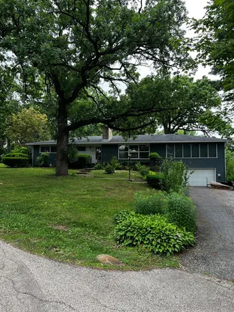 $339,900 | 355 Hiawatha Drive, Lake In The Hills, IL 60156