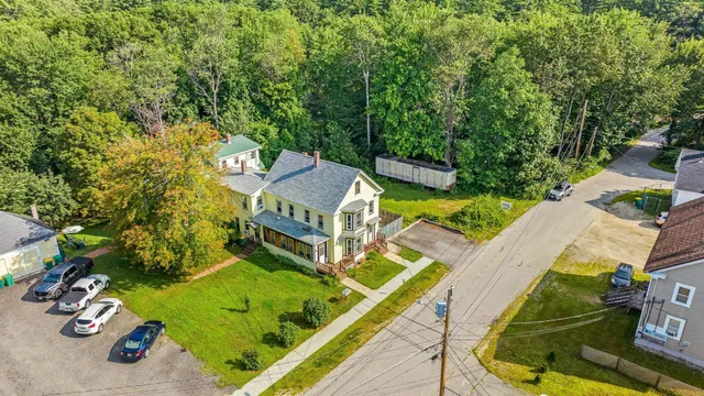 $899,000 | 32 Mill Street, Rochester, NH 03868