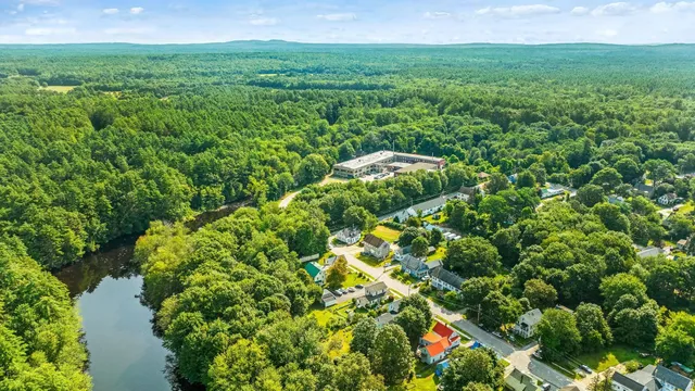 $899,000 | 32 Mill Street, Rochester, NH 03868